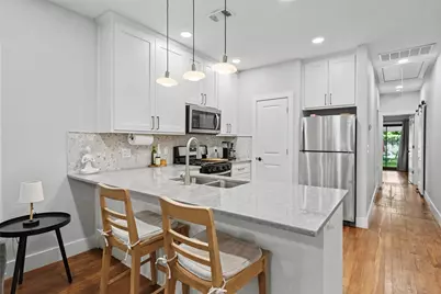 2506 E Cesar Chavez Street, Austin, TX 78702 - Photo 16