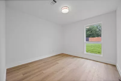 405 Tawny Drive, Austin, TX 78745 - Photo 14
