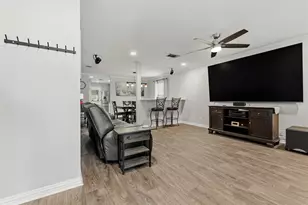 6756 Broad Brook Dr, Austin, TX 78747 - Photo 2
