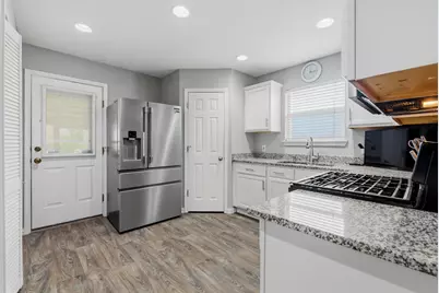 6756 Broad Brook Drive, Austin, TX 78747 - Photo 12