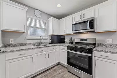 6756 Broad Brook Drive, Austin, TX 78747 - Photo 14
