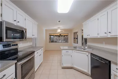 16314 Falcon Hill Street, San Antonio, TX 78247 - Photo 8