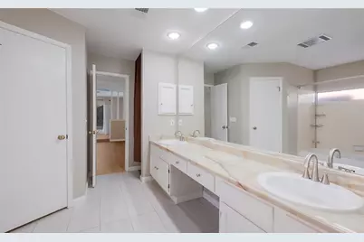 16314 Falcon Hill Street, San Antonio, TX 78247 - Photo 12