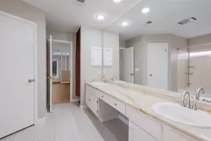 16314 Falcon Hill St, San Antonio, TX 78247 - Photo 12