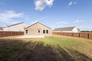 1905 Willkomen Wy, Pflugerville, TX 78660 - Photo 10