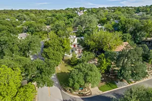5932 Highland Hills Dr, Austin, TX 78731 - Photo 32
