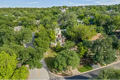 5932 Highland Hills Drive, Austin, TX 78731 - Photo 32