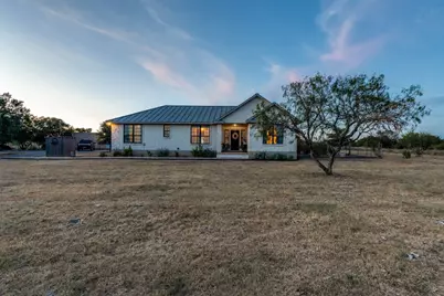 2425 Oak Valley Drive, New Braunfels, TX 78132 - Photo 2