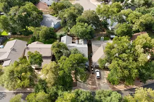 9709 Moorberry St, Austin, TX 78729 - Photo 38