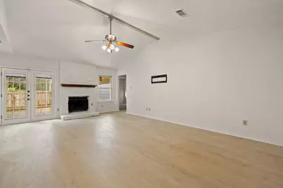 9709 Moorberry Street, Austin, TX 78729 - Photo 6