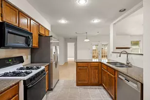 9709 Moorberry St, Austin, TX 78729 - Photo 12