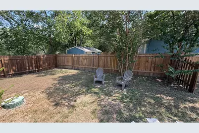 1802 University Avenue, Georgetown, TX 78626 - Photo 6