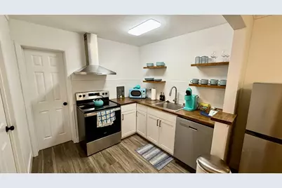 1802 University Avenue, Georgetown, TX 78626 - Photo 18