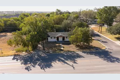 1802 University Avenue, Georgetown, TX 78626 - Photo 14