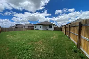 924 Vogel Dr, Georgetown, TX 78626 - Photo 12
