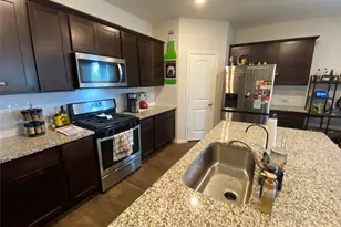 924 Vogel Dr, Georgetown, TX 78626 - Photo 4