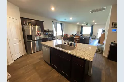 924 Vogel Drive, Georgetown, TX 78626 - Photo 6