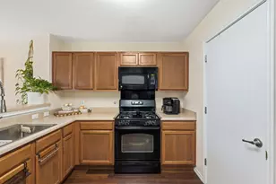 5721 Abby Ann Ln, Austin, TX 78747 - Photo 10