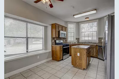 1401 Deepwoods Trail, Leander, TX 78641 - Photo 4