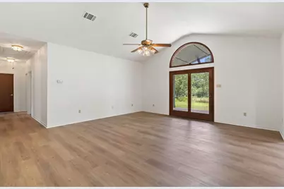 244 Woodway Drive, Elgin, TX 78621 - Photo 8