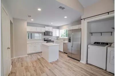 6306 Weeks Cove, Austin, TX 78727 - Photo 4