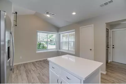 6306 Weeks Cove, Austin, TX 78727 - Photo 6