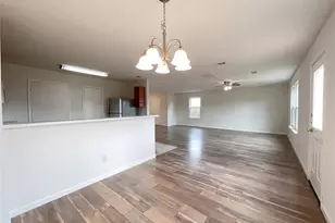 11813 Plains Valley Dr, Del Valle, TX 78617 - Photo 12