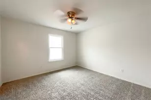 11813 Plains Valley Dr, Del Valle, TX 78617 - Photo 30