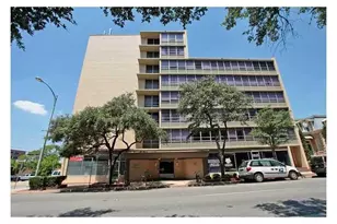 1800 Lavaca St, Austin, TX 78701 - Photo 2