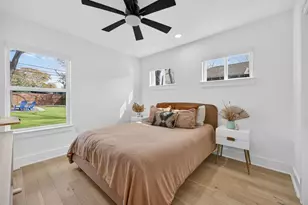 504 W Croslin St, Austin, TX 78752 - Photo 16