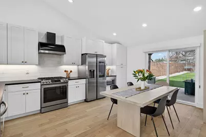 504 W Croslin Street, Austin, TX 78752 - Photo 6