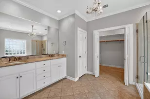 4010 Long Champ Dr, Austin, TX 78746 - Photo 32