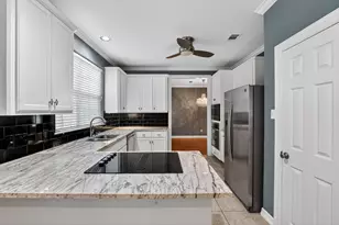 4010 Long Champ Dr, Austin, TX 78746 - Photo 18