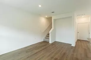 7237 Spotted Leaf Wy, Del Valle, TX 78617 - Photo 8