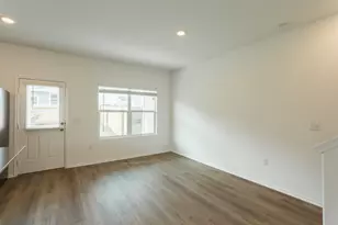 7237 Spotted Leaf Wy, Del Valle, TX 78617 - Photo 10