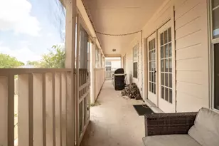 1225 Hilltop Dr, San Marcos, TX 78666 - Photo 16