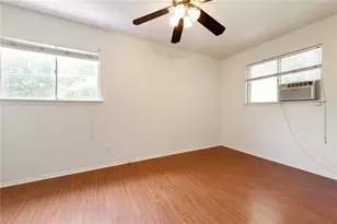 607 E 43rd St, Austin, TX 78751 - Photo 10