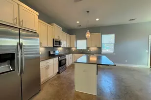 6201 Felix Ave, Austin, TX 78741 - Photo 10