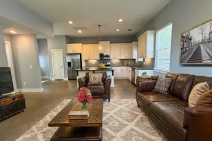 6201 Felix Ave, Austin, TX 78741 - Photo 4