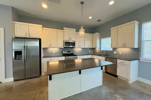 6201 Felix Ave, Austin, TX 78741 - Photo 6