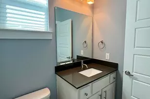 6201 Felix Ave, Austin, TX 78741 - Photo 16