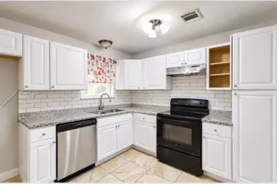 4709 Baton Rouge Street, Houston, TX 77028 - Photo 2