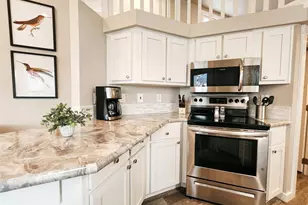 282 Park Ave, Staples, TX 78670 - Photo 4