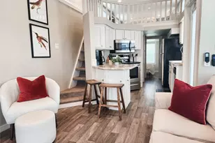 282 Park Ave, Staples, TX 78670 - Photo 12