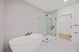 2209 S 1st St, Austin, TX 78704 - Photo 8
