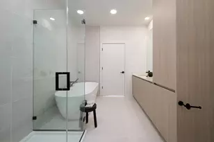 2209 S 1st St, Austin, TX 78704 - Photo 10
