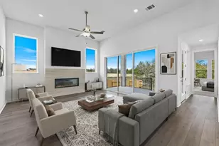 124 Silverbell Ln, Bastrop, TX 78602 - Photo 4