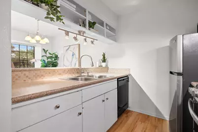 7801 Shoal Creek Boulevard #226, Austin, TX 78757 - Photo 2