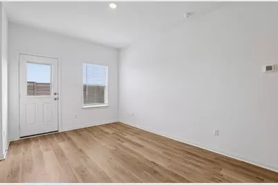 18400 Stellers Sea Street, Elgin, TX 78621 - Photo 12