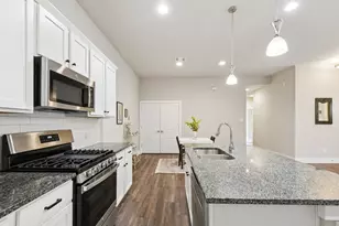 504 Peace Dr, Liberty Hill, TX 78642 - Photo 4